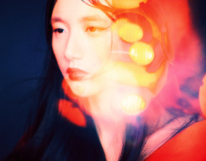 Аглая Тарасова отпраздновала день рождения с тортом с паспортом РФ на фоне приговора по делу о наркотиках